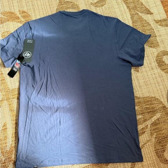 47 Seattle Seahawks Navy Blue T-Shirt, BNWT size large - Picture 2 of 5